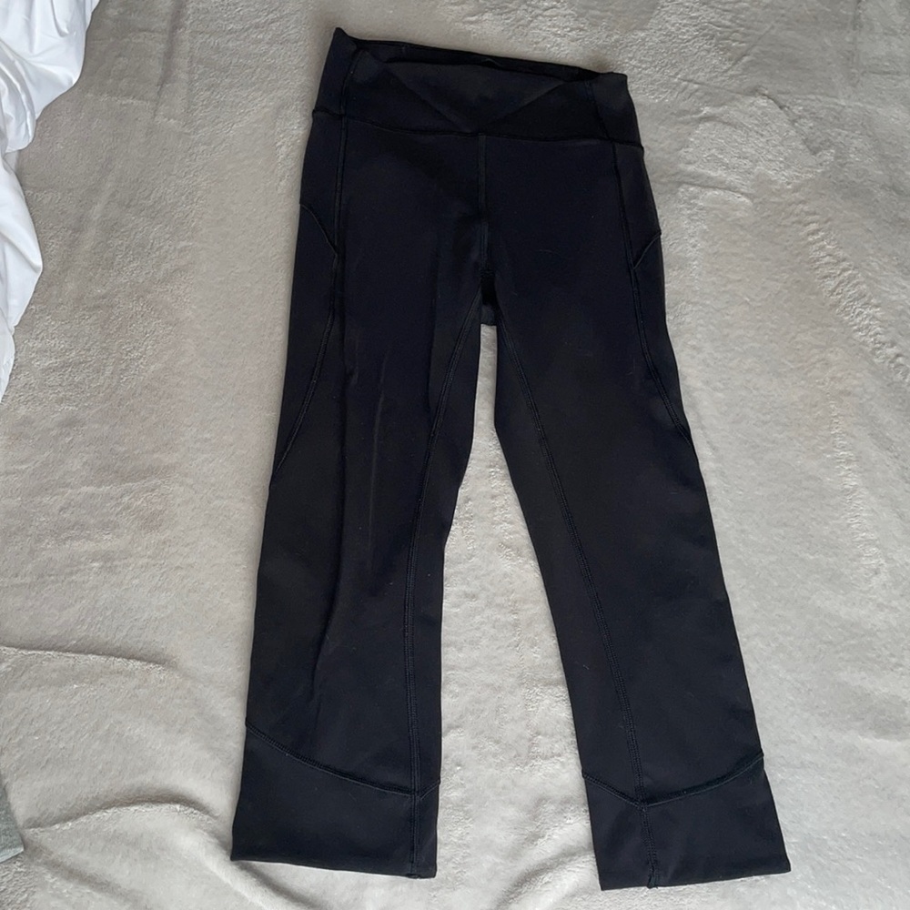Size 4 Lulu Lemon Capris